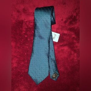 Kenneth Cole Reaction Men’s Silk Tie